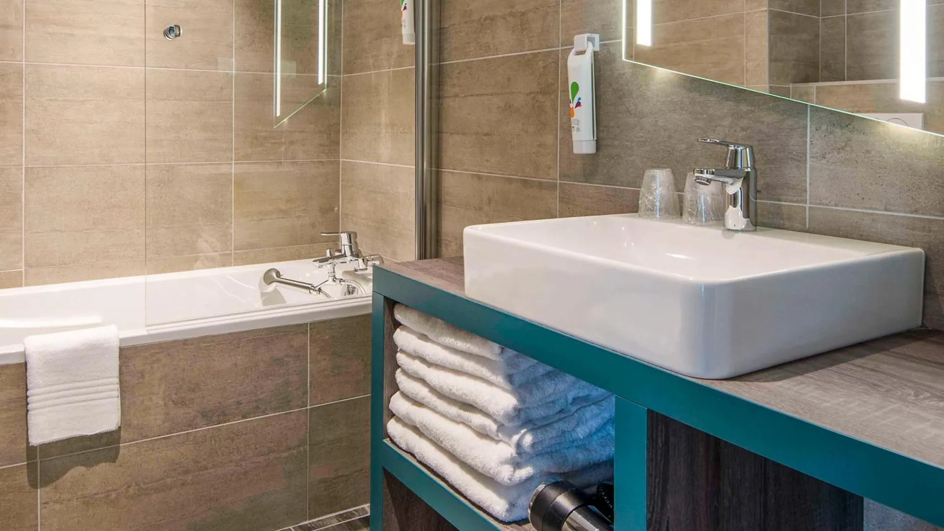 Ibis Styles Sallanches Pays Du Mont-Blanc Hotel